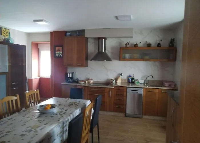 A Casa De Dora Da А-Эстрада