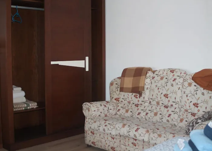 A Casa De Dora Da А-Эстрада